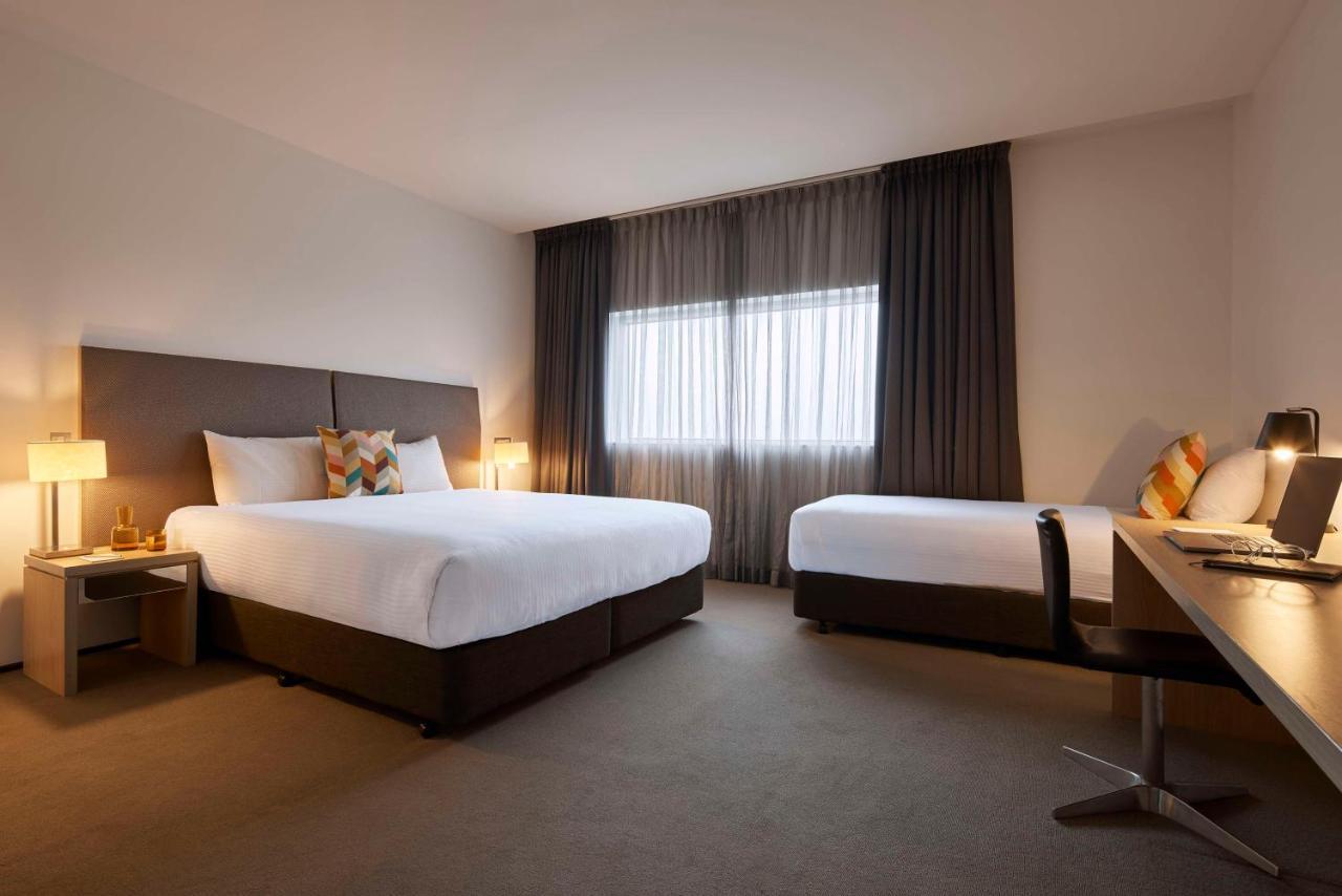 Atura Dandenong Hotel Doveton Kültér fotó
