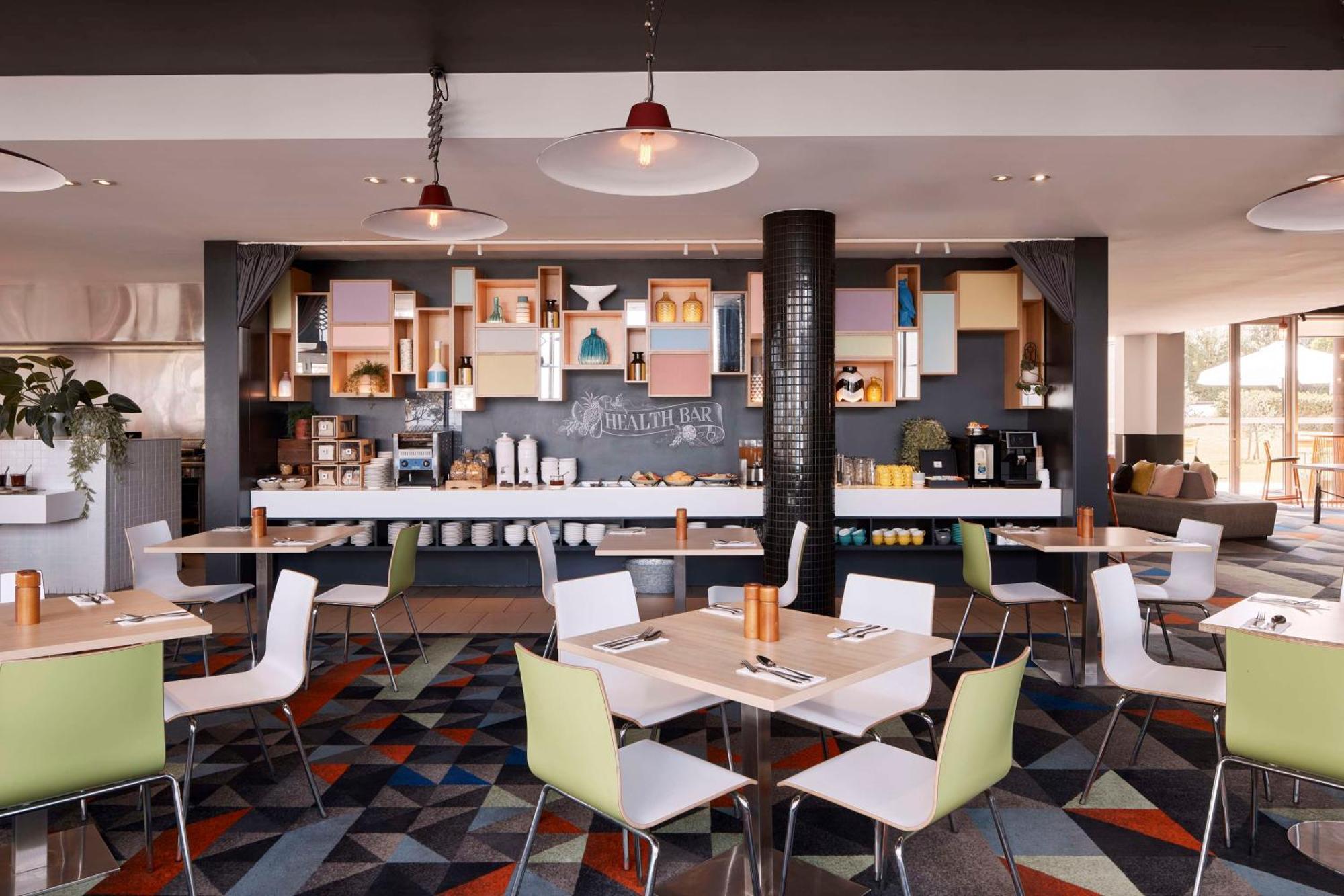 Atura Dandenong Hotel Doveton Kültér fotó