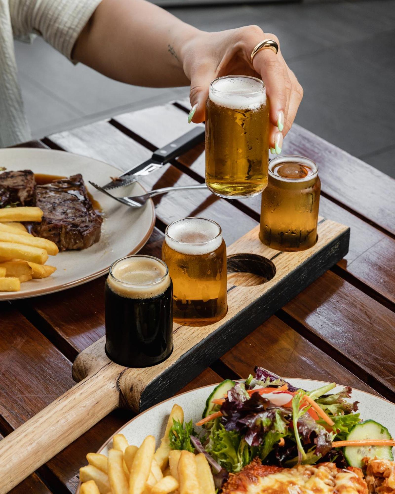 Atura Dandenong Hotel Doveton Kültér fotó