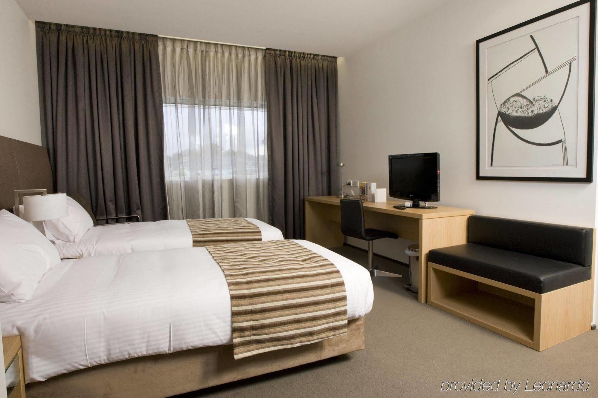 Atura Dandenong Hotel Doveton Kültér fotó